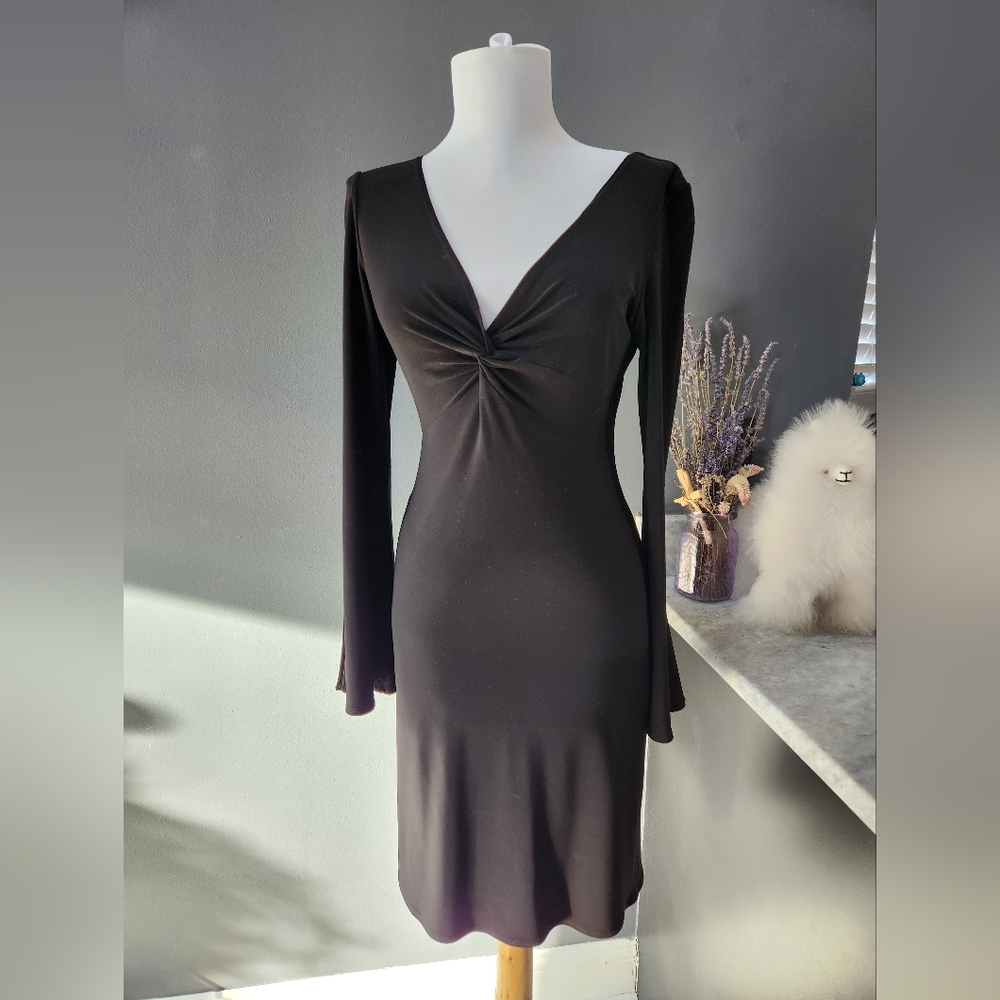Laundry Elegant Black V-Neck Dress Size 2